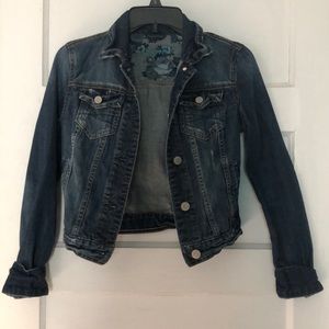 Aeropostale Jean jacket in good shape.